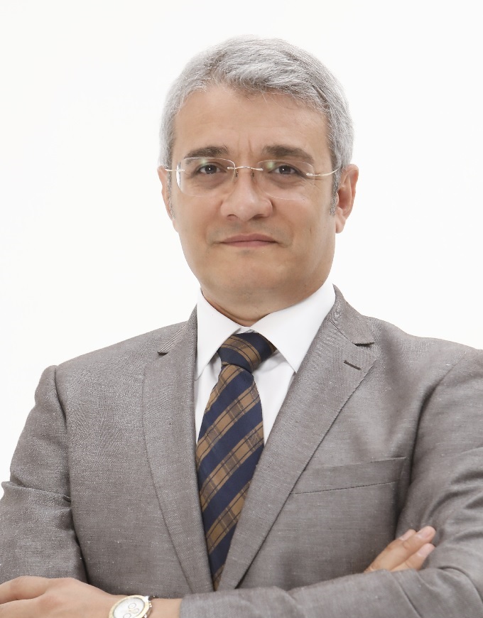 Dr. Ilter Denizoglu, inventor of doctorvox therapy system